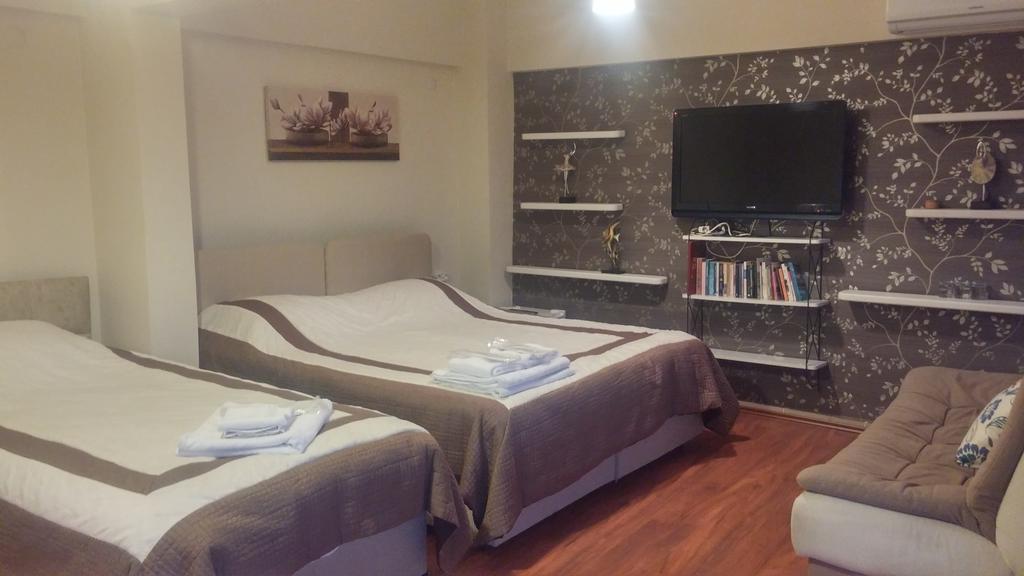 Flora Hotel Burhanli Екстериор снимка
