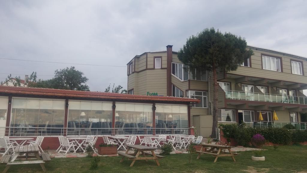 Flora Hotel Burhanli Екстериор снимка